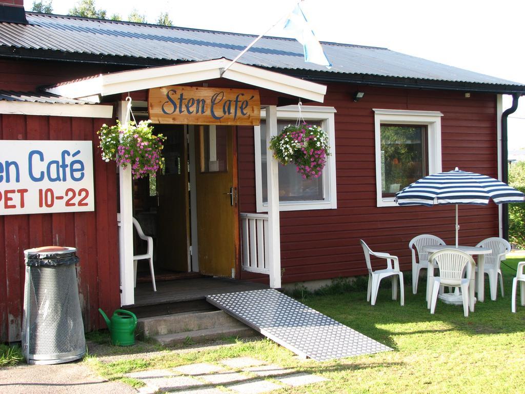 Stuga Vid Hedenaesets Stencafe Exteriér fotografie
