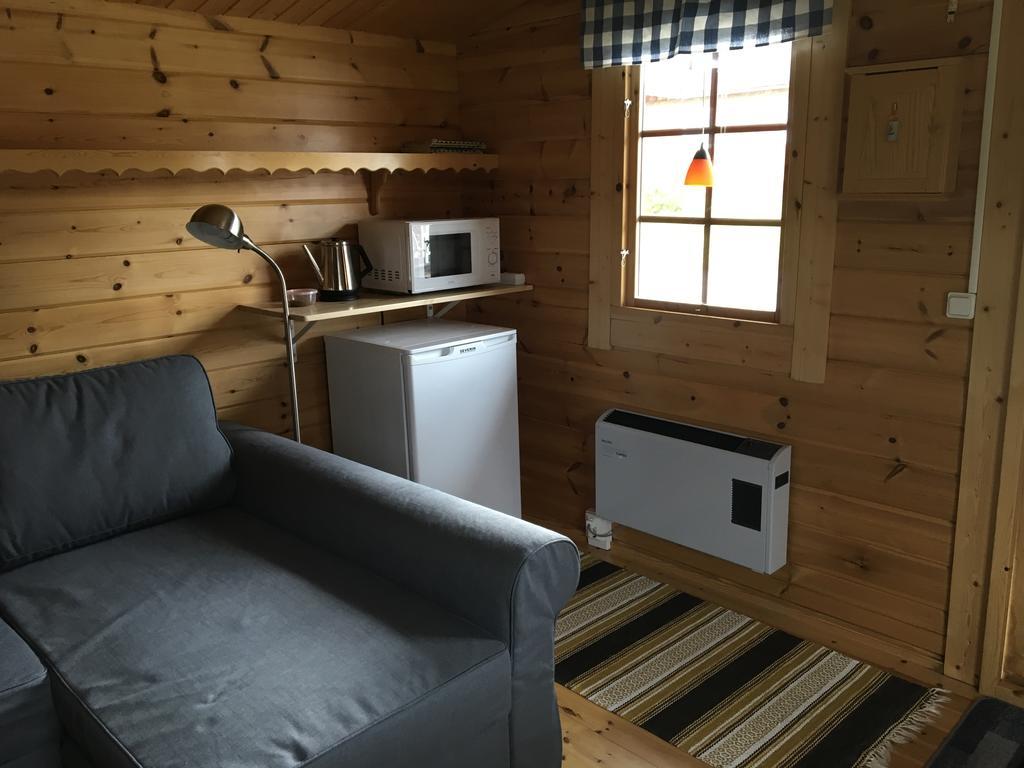 Stuga Vid Hedenaesets Stencafe Exteriér fotografie