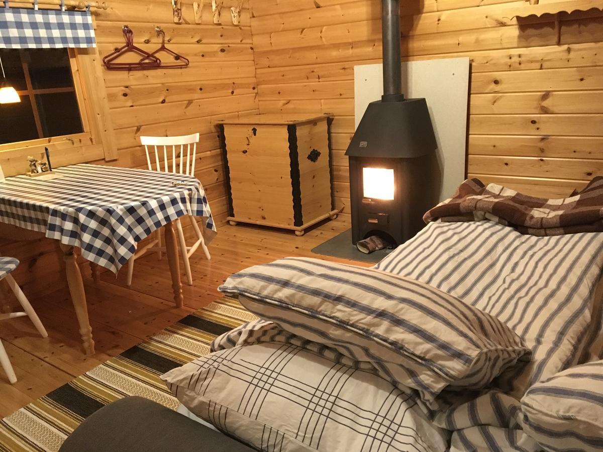 Stuga Vid Hedenaesets Stencafe Exteriér fotografie