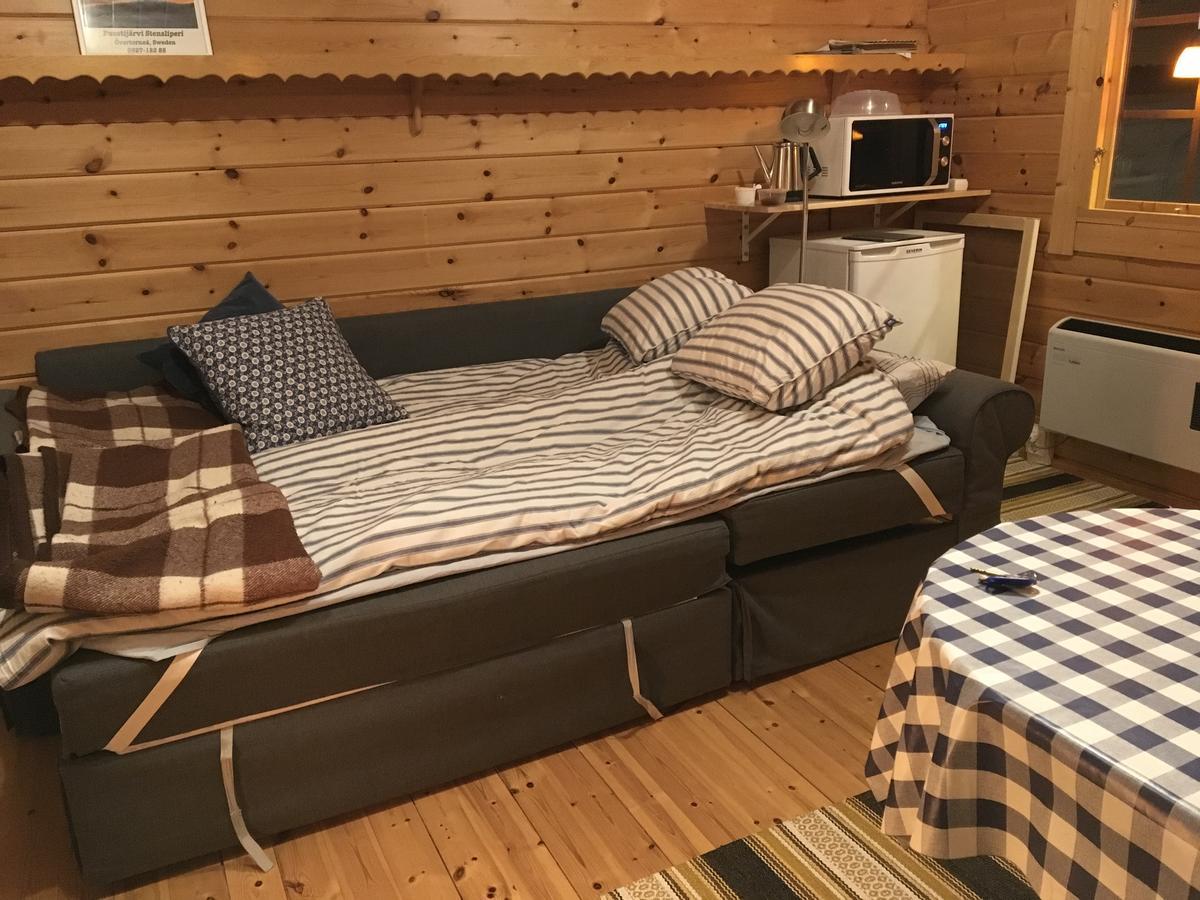 Stuga Vid Hedenaesets Stencafe Exteriér fotografie